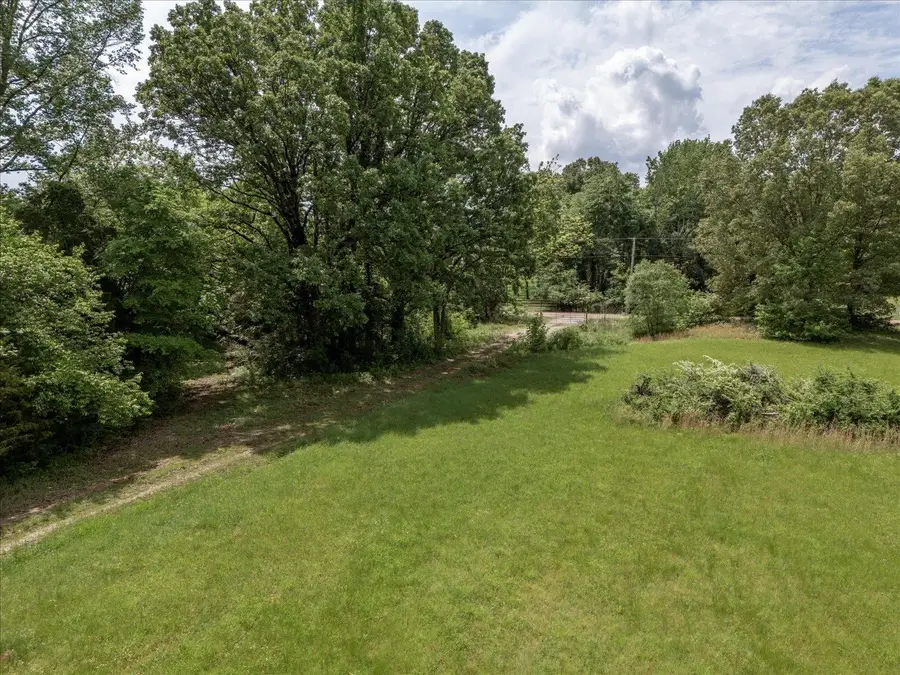 11620 E HOLMES RD E, Collierville, TN 38017 - Image #2