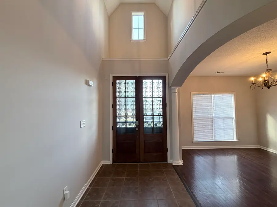 5369 BROOKWATER CV S, Memphis, TN 38125 - Image #2