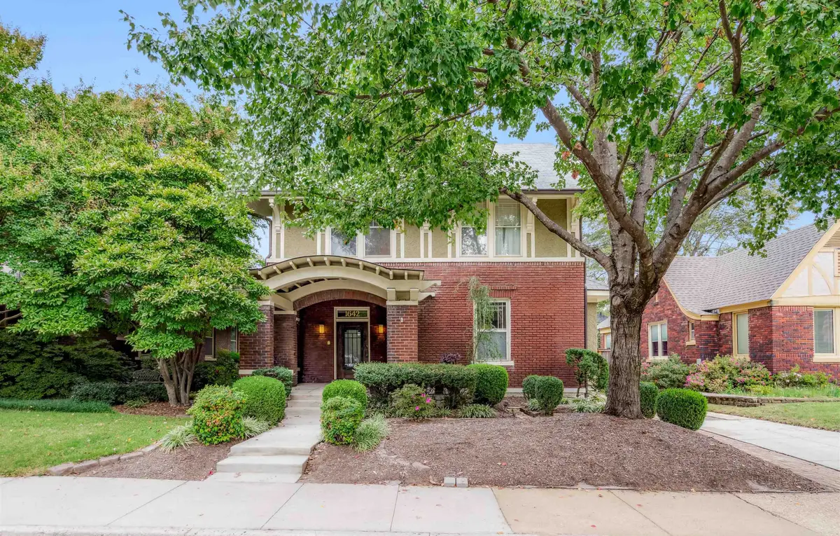 1642 LINDEN AVE, Memphis, TN 38104 - Image #1