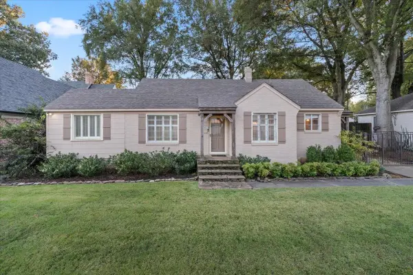 3811 S MONTCLAIR DR, Memphis, TN 38111