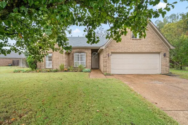 255 CAMERON DR, Oakland, TN 38060