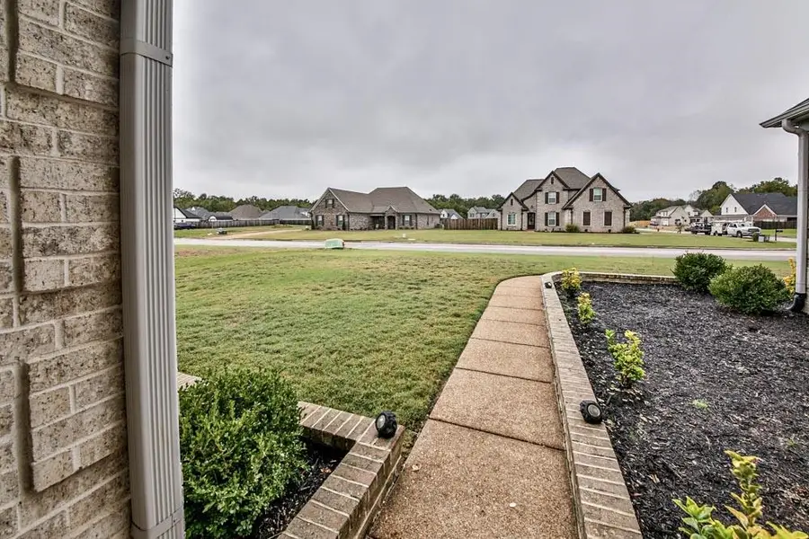 225 COUNTRY BROOK DR, Oakland, TN 38060 - Image #3