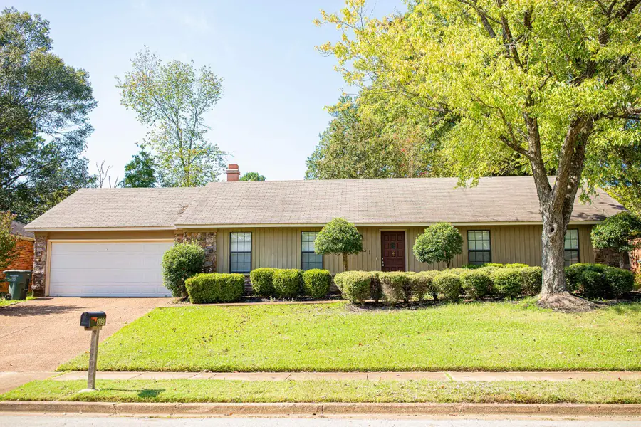 3831 INNSBROOK DR, Memphis, TN 38115 - Image #2