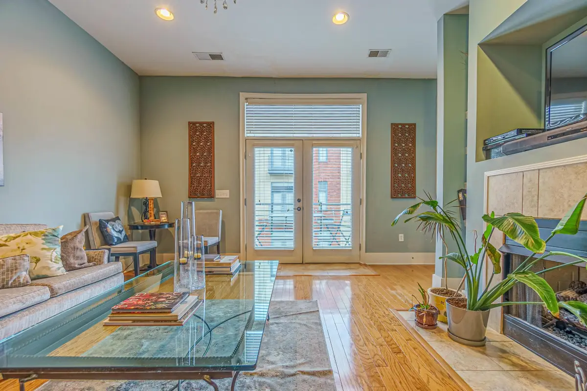 621 DENMARK DR #202, Memphis, TN 38103 - Image #1