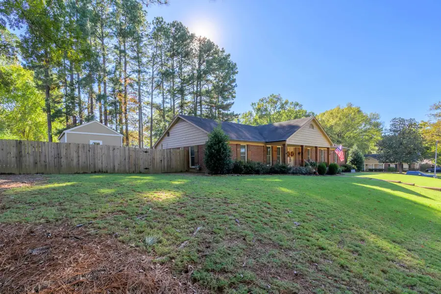 215 W LAWNWOOD DR, Collierville, TN 38017 - Image #3