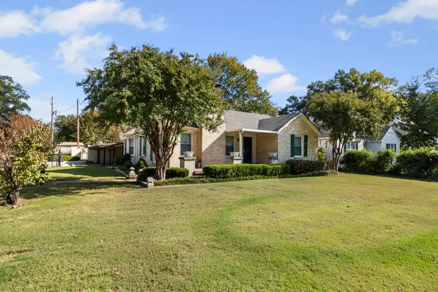 386 N HIGHLAND ST, Memphis, TN 38122 - Image #2