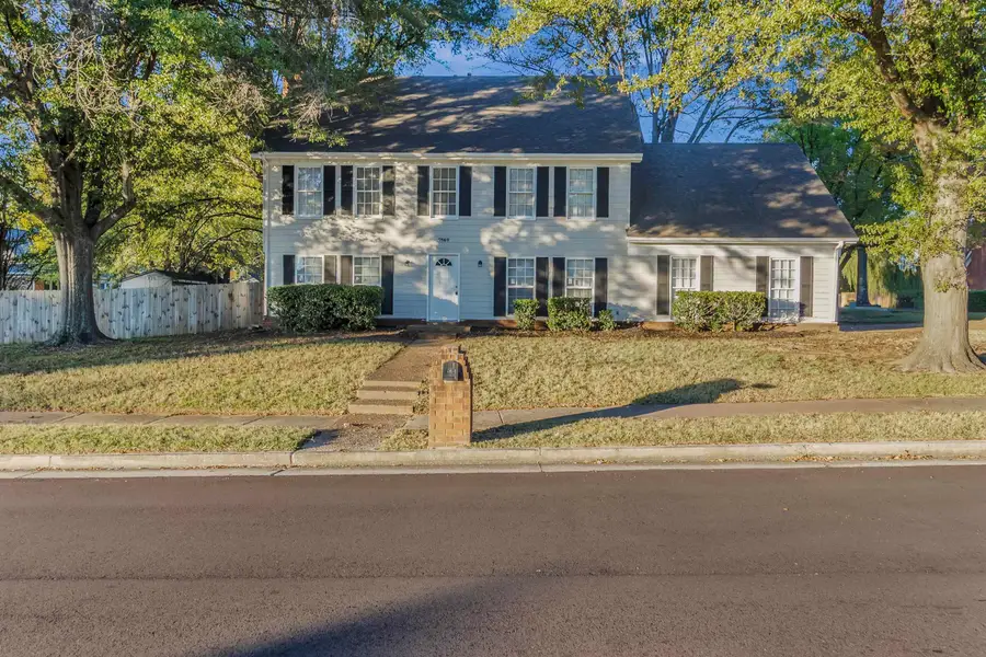 7164 GERMANTOWN TRAILS RD, Memphis, TN 38125 - Image #2