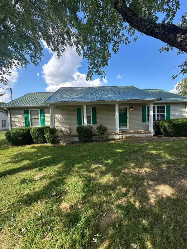 71 ELLENDALE DR, Jackson, TN 38305-9329