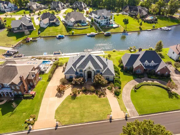 3949 LOCH MEADE DR, Lakeland, TN 38002