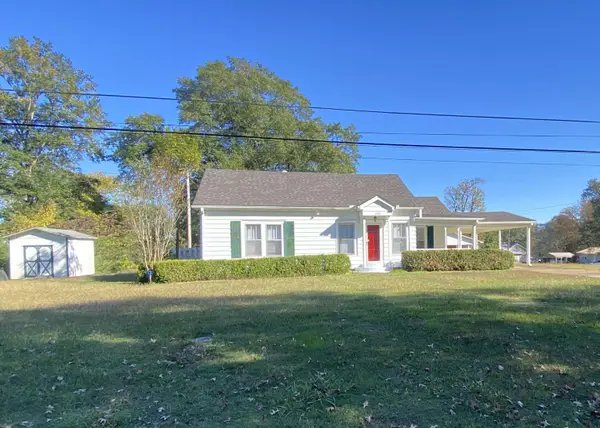 240 S OAK ST, Adamsville, TN 38310