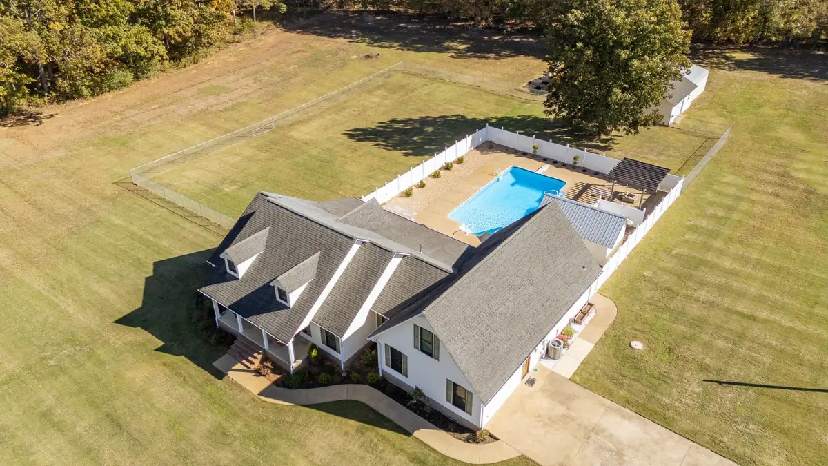 145 TOM WAY, Savannah, TN 38372 - Image #1