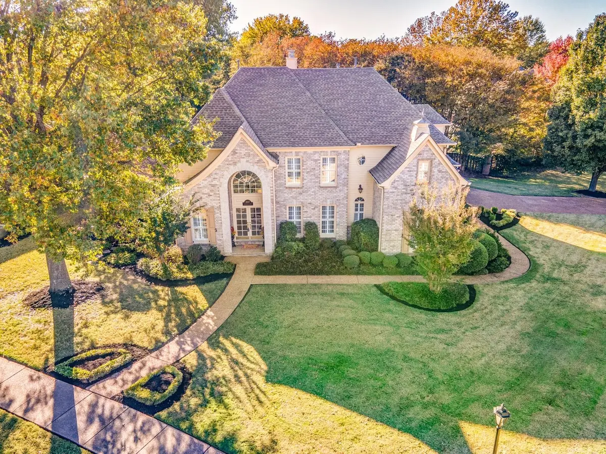 1887 ALMADALE LAKE DR, Collierville, TN 38017 - Image #1