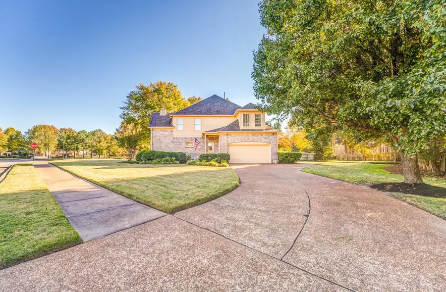 1887 ALMADALE LAKE DR, Collierville, TN 38017 - Image #2