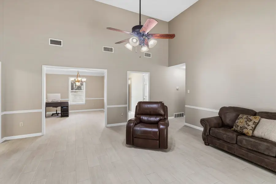 1385 BRIDGEWATER CV, Cordova, TN 38016 - Image #3