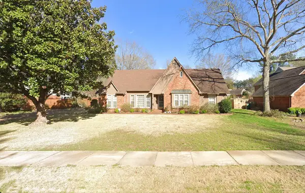 2280 PRESTWICK DR, Germantown, TN 38139