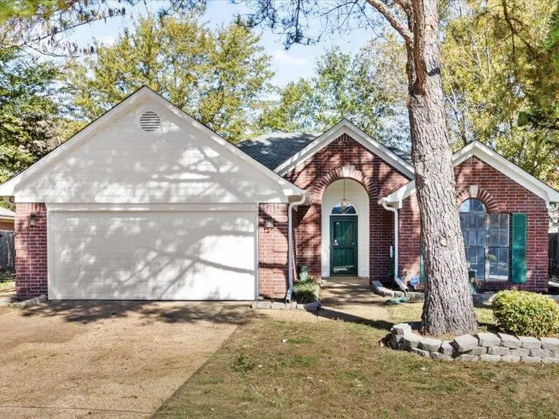 8532 SHINGLE OAKS DR, Cordova, TN 38018 - Image #1