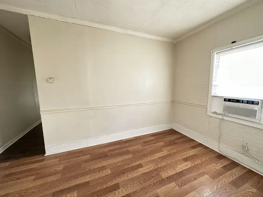 279 W PERSON AVE, Memphis, TN 38109 - Image #2