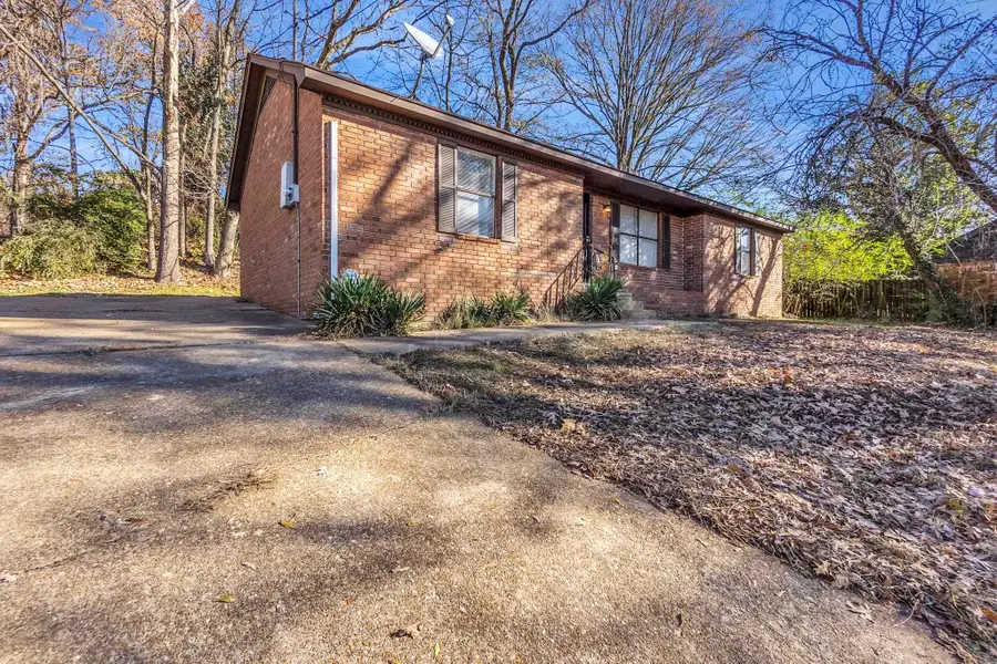 2733 WOODLAND HILLS CV, Memphis, TN 38127 - Image #2