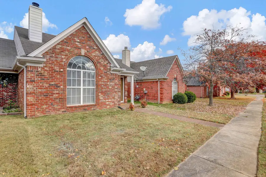6884 WRIGLEY DR, Cordova, TN 38018 - Image #2