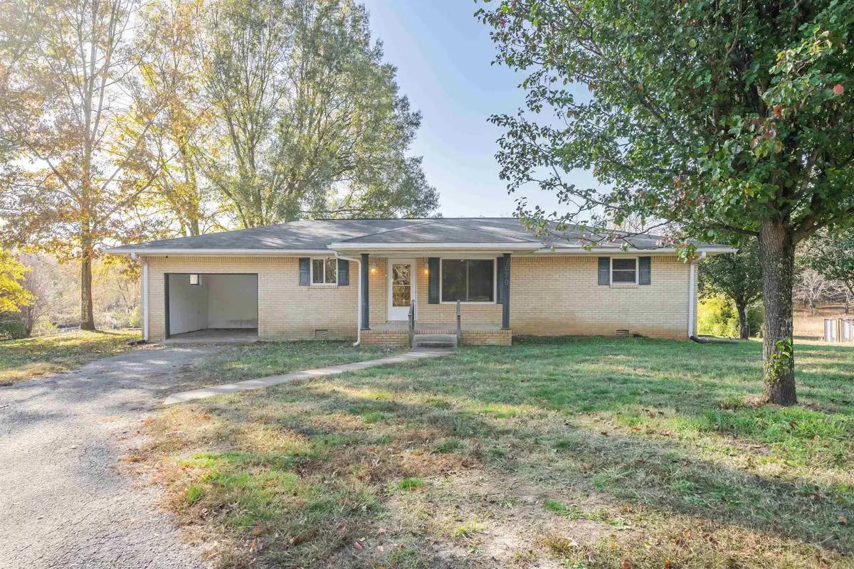 1070 PINE TOP RD, Toone, TN 38381-7978 - Image #1