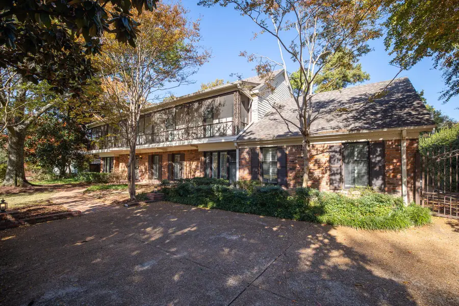 5498 N ANGELA RD, Memphis, TN 38120 - Image #2