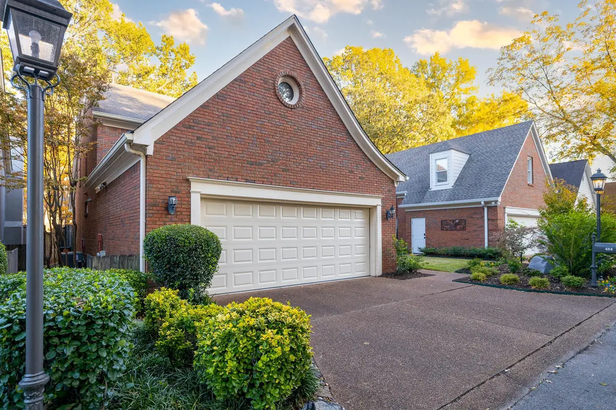 484 KINGSGATE CV, Memphis, TN 38117 - Image #1