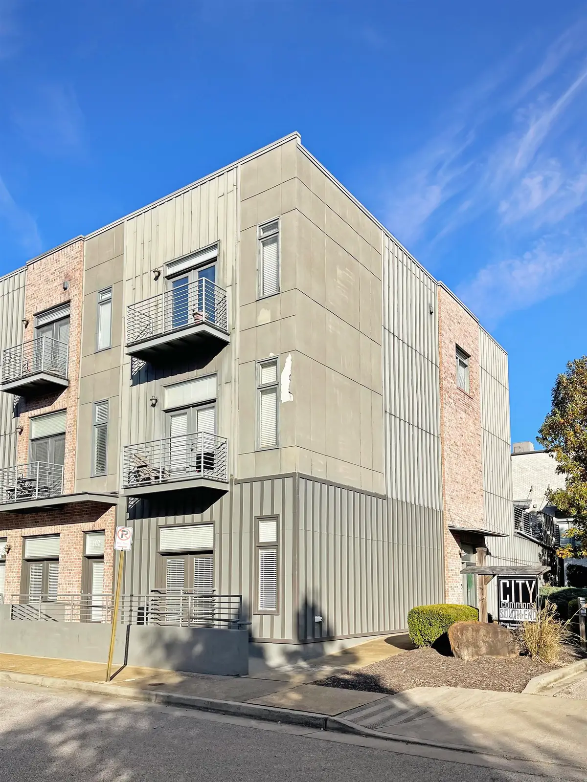 620 TENNESSEE ST #102, Memphis, TN 38103 - Image #1