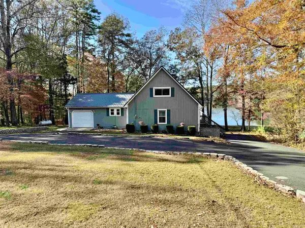 720 EDGEWATER DR, Middleton, TN 38052