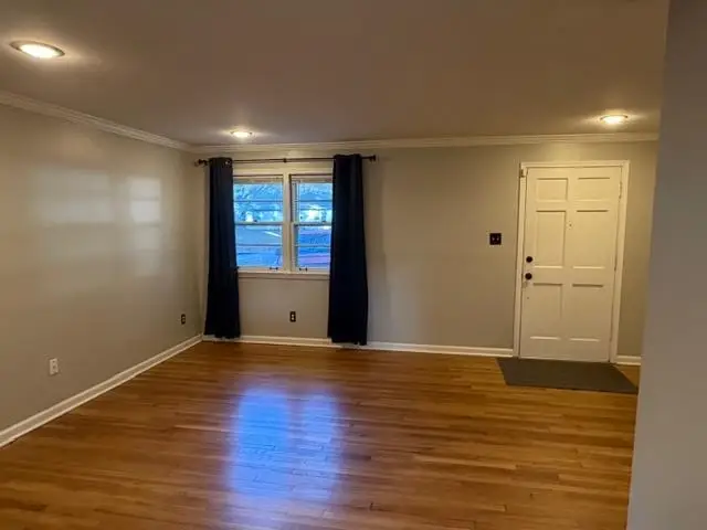 1219 S WHITE STATION RD, Memphis, TN 38117 - Image #3