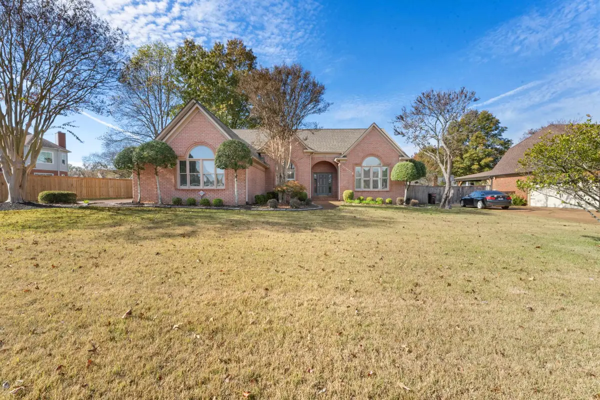 1393 CROSSVIEW LN, Collierville, TN 38017 - Image #1