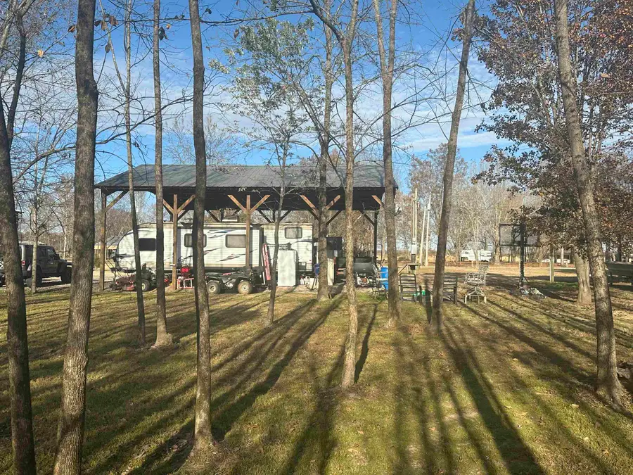 220 BARGEVIEW DR, Savannah, TN 38372-9999 - Image #2