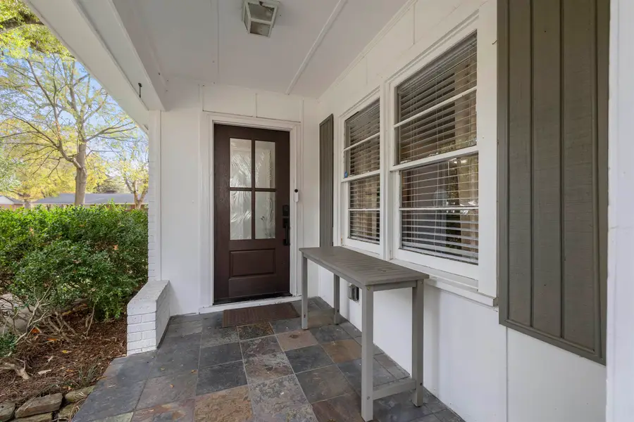 35 W BENDEL CIR, Memphis, TN 38117 - Image #3