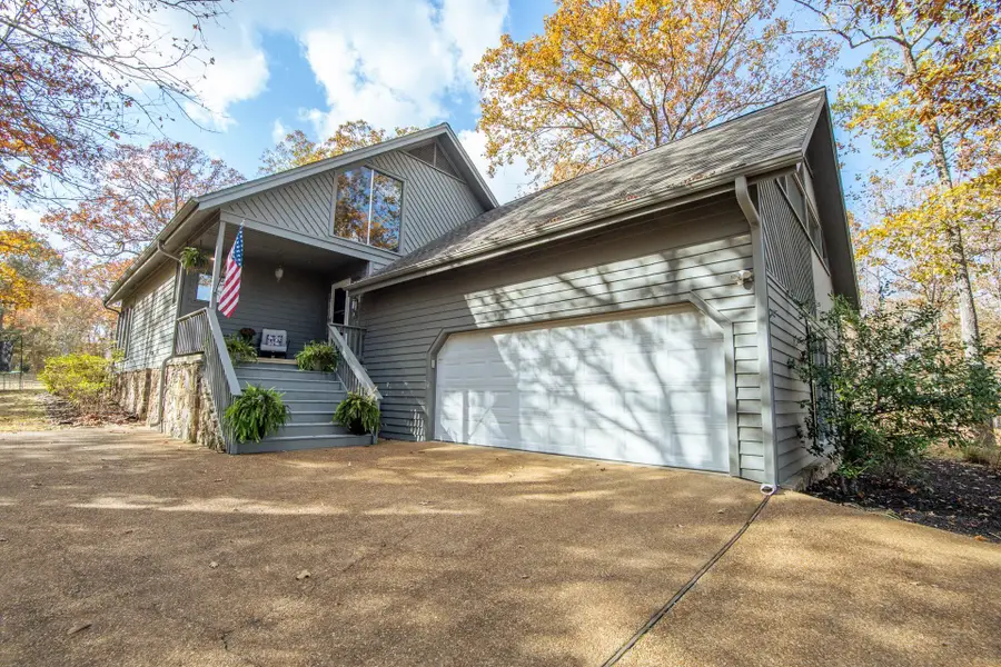 215 SAINT ANDREWS CT, Counce, TN 38326-4243 - Image #2