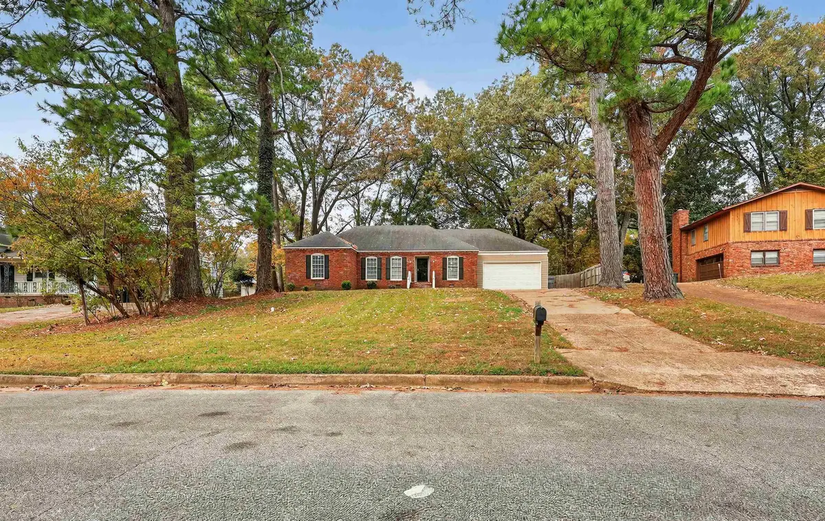 2879 BANNOCKBURN RD, Memphis, TN 38128 - Image #1