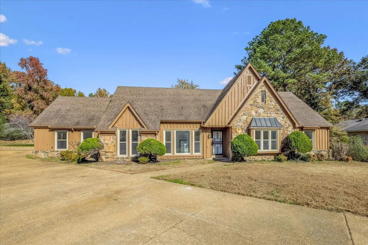 8924 W LUDGATE PL, Cordova, TN 38016 - Image #1