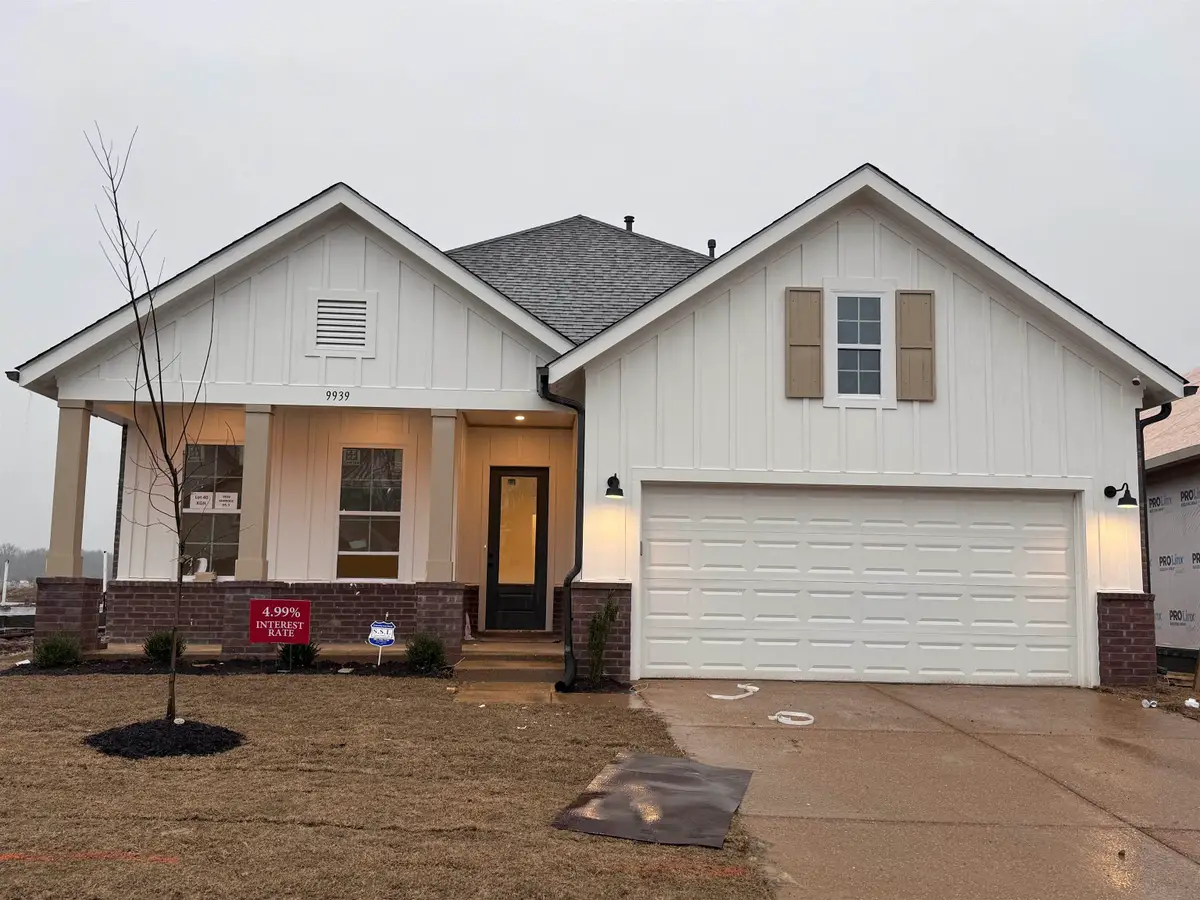 9939 KEMROCK DR S, Cordova, TN 38018 - Image #1