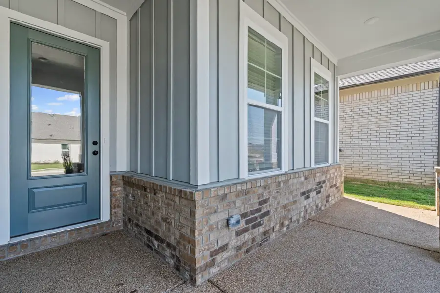 9939 KEMROCK DR S, Cordova, TN 38018 - Image #3