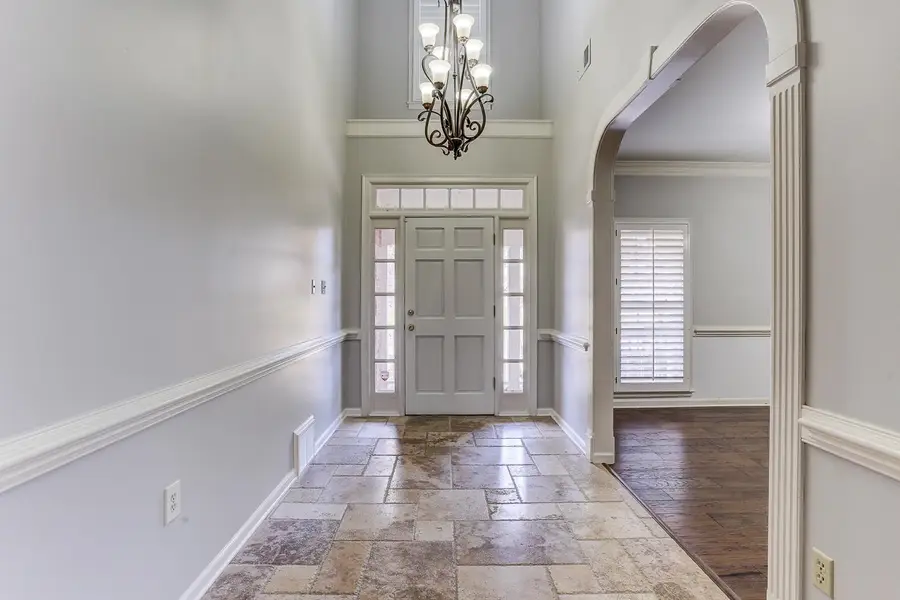 2715 SWEET OAKS CIR, Germantown, TN 38138 - Image #3