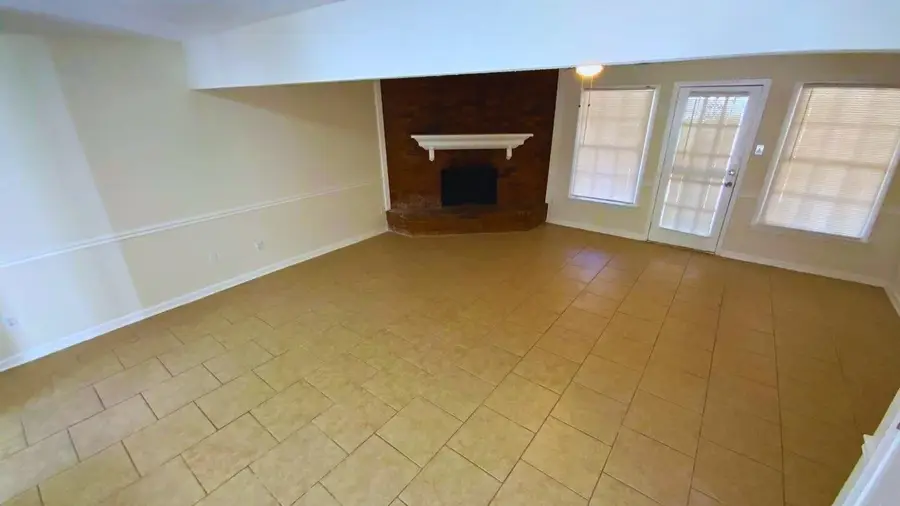 3725 WAX MYRTLE DR, Memphis, TN 38115 - Image #3