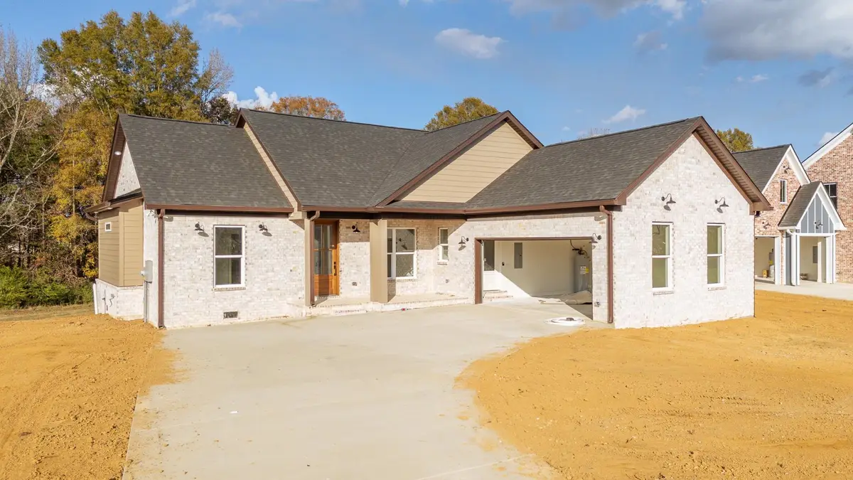200 BELVEDERE CIR, Savannah, TN 38372 - Image #1