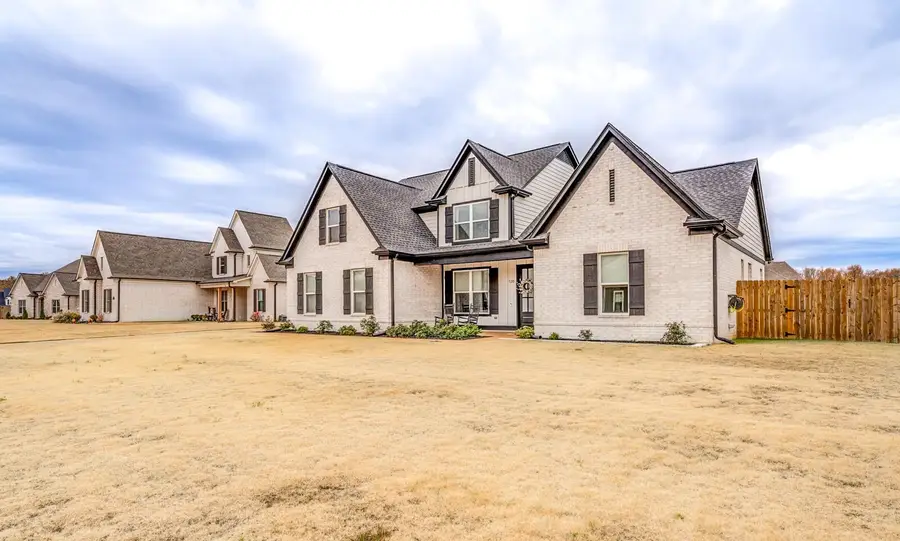 120 JAMES CV, Oakland, TN 38060 - Image #2