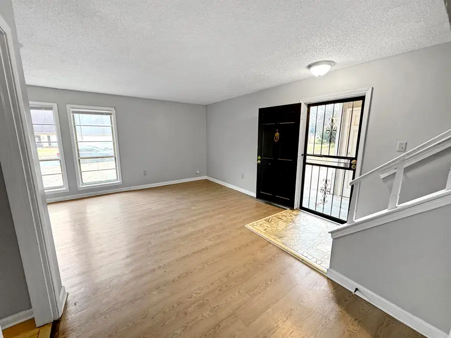 4931 GARDENWOOD DR, Memphis, TN 38116 - Image #3