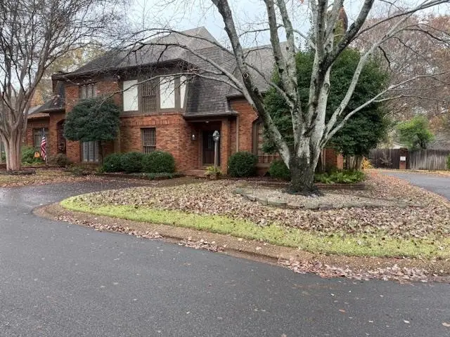 344 GREENWAY PL, Memphis, TN 38117 - Image #1