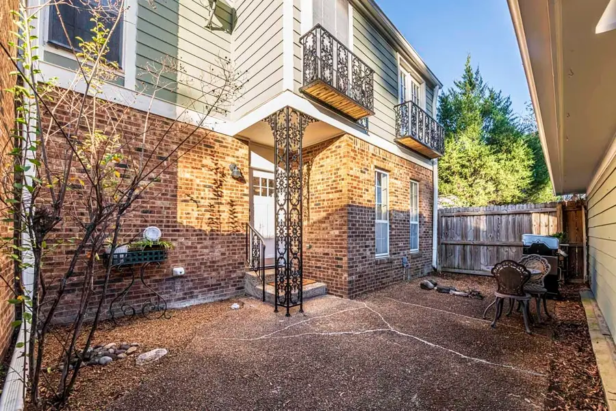 6910 PETWORTH RD, Memphis, TN 38119 - #2