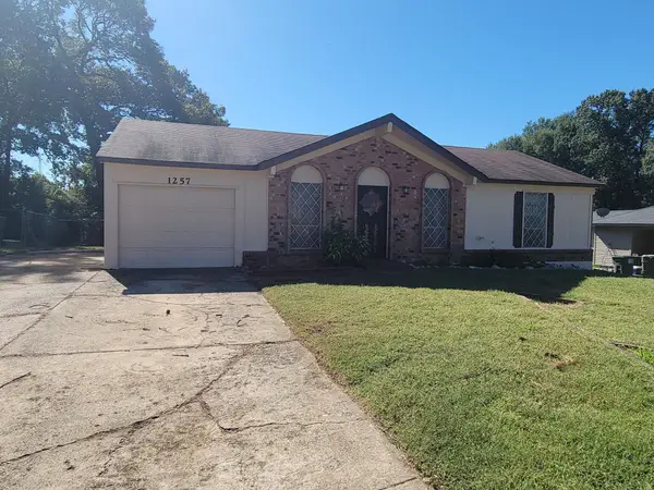 1257 DEER TRAIL LN, Memphis, TN 38109