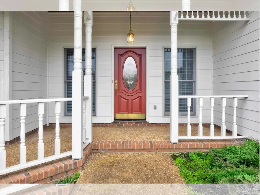 310 WOODS CEMETERY RD, Hickory Valley, TN 38042-5906 - Image #2