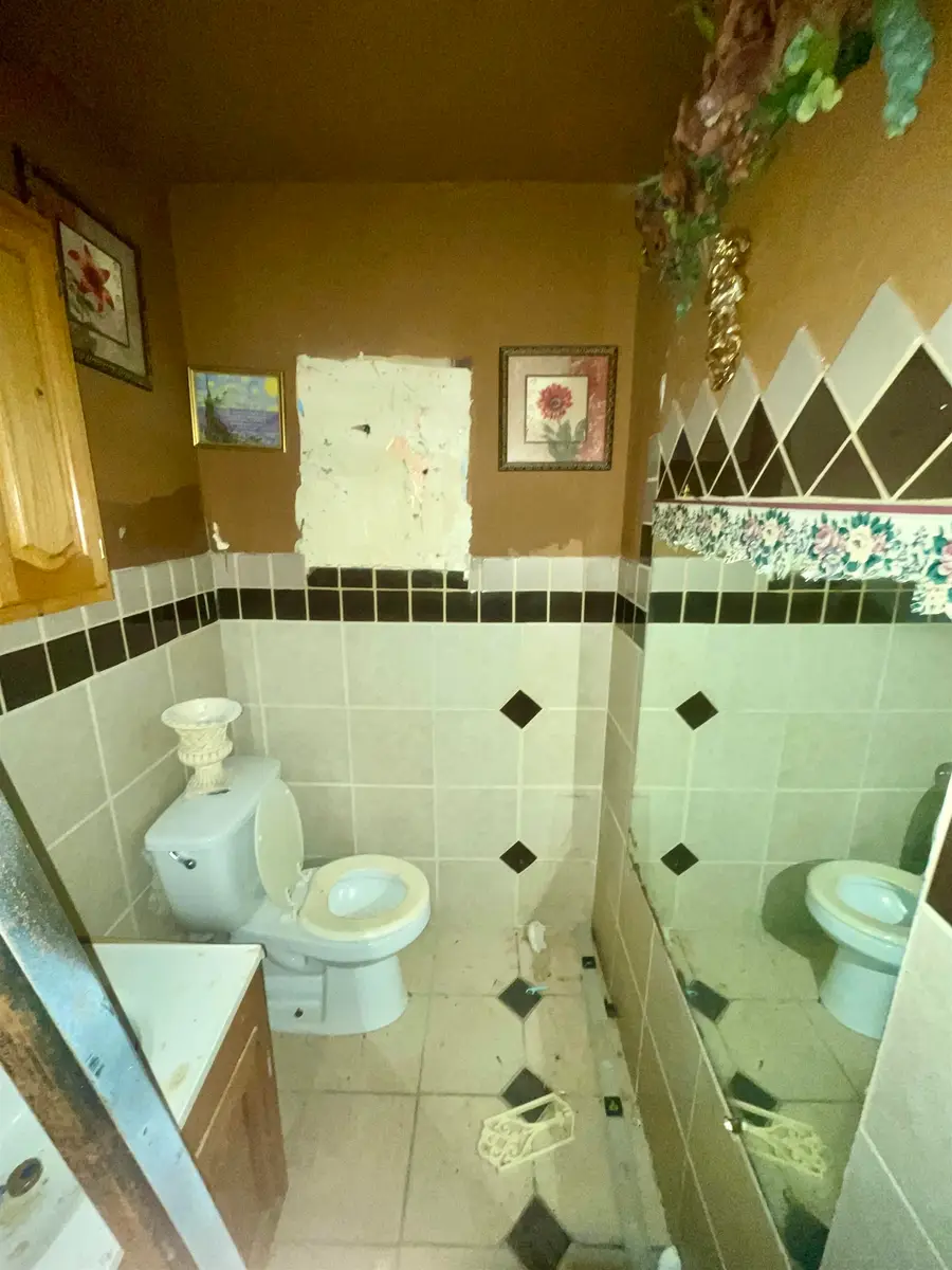 4205 CLYDESDALE DR, Memphis, TN 38109 - Image #2