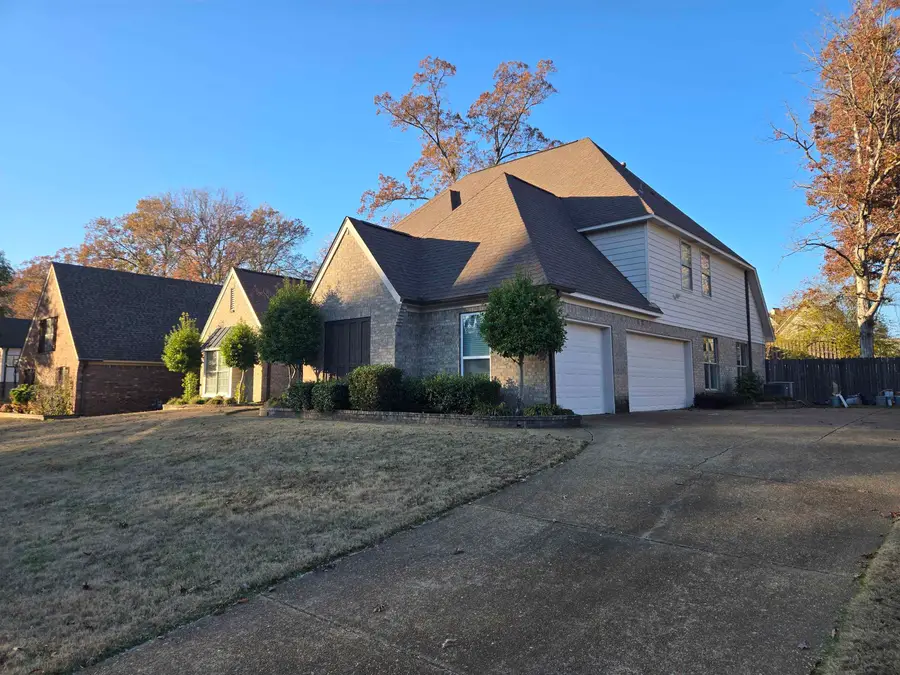 8280 REBECCA WOODS DR, Bartlett, TN 38002 - Image #2