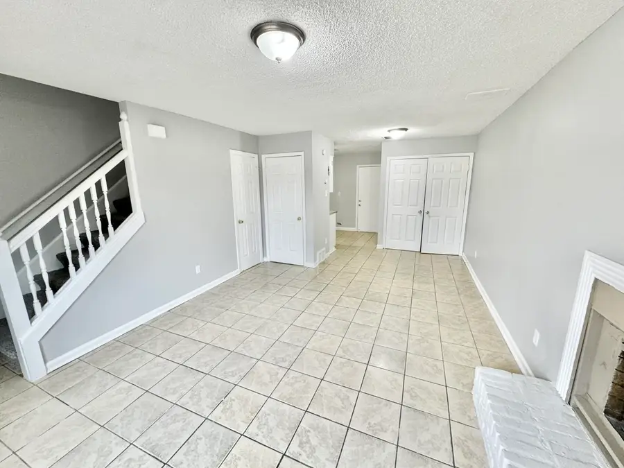 3536 CHRISTINE RD, Memphis, TN 38118 - Image #2