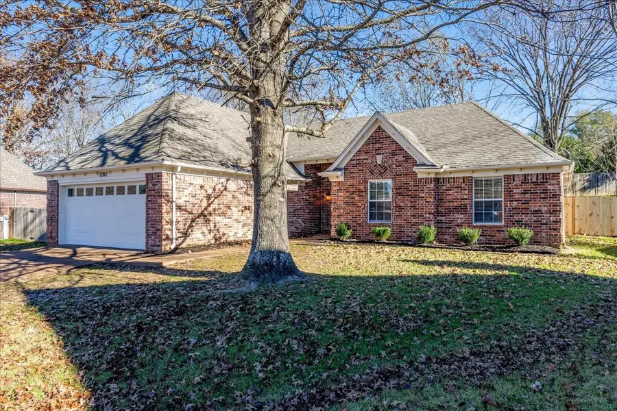 1282 RIVER BANK DR, Collierville, TN 38017 - Image #2